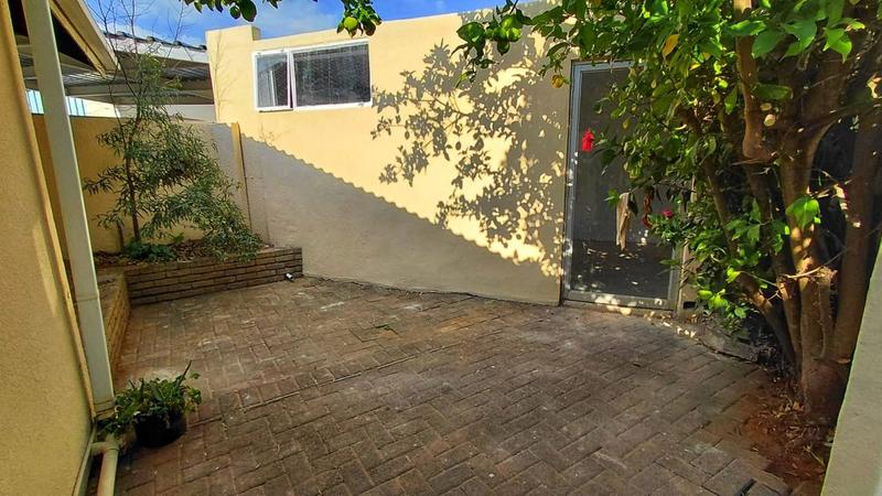 2 Bedroom Property for Sale in Heuwelsig Free State